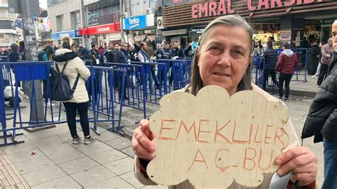 ‘Emekliler aç’ demek isteyen yurttaş Erdoğan’ın mitingine alınmadı